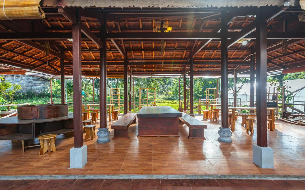 Phuong Nam Gia Trang Farmstay Gia Nghia Exteriör bild