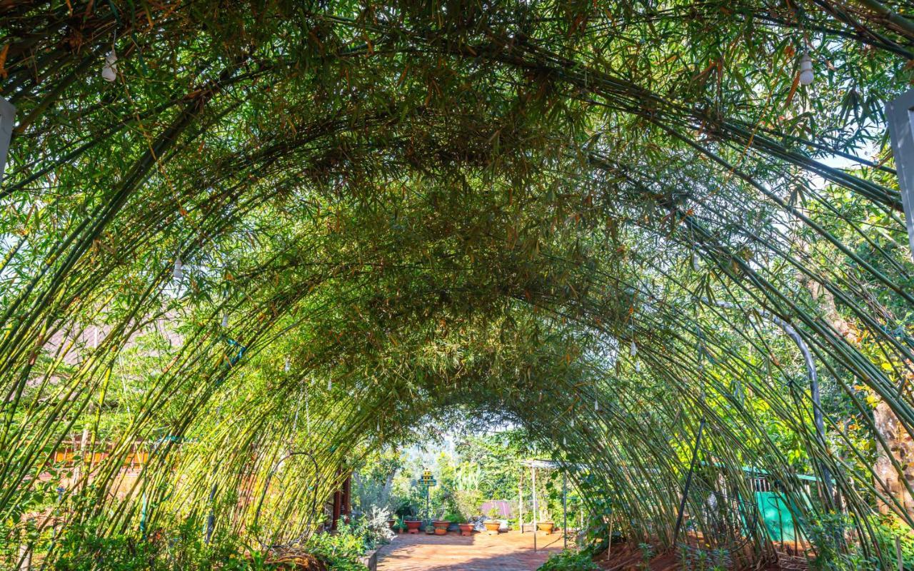 Phuong Nam Gia Trang Farmstay Gia Nghia Exteriör bild