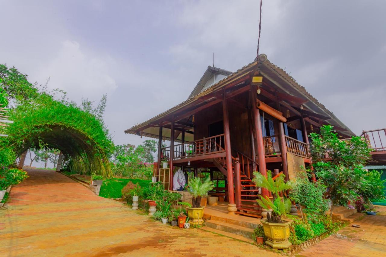 Phuong Nam Gia Trang Farmstay Gia Nghia Exteriör bild