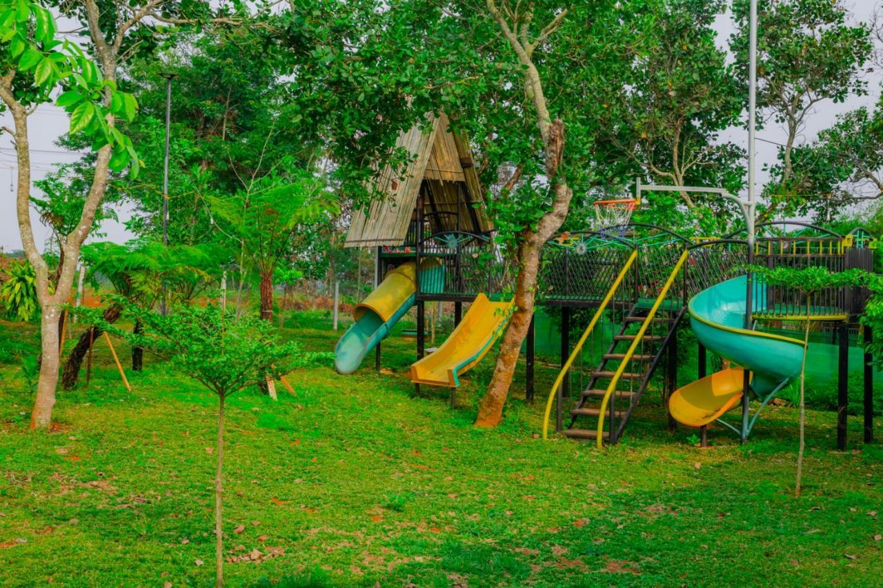 Phuong Nam Gia Trang Farmstay Gia Nghia Exteriör bild